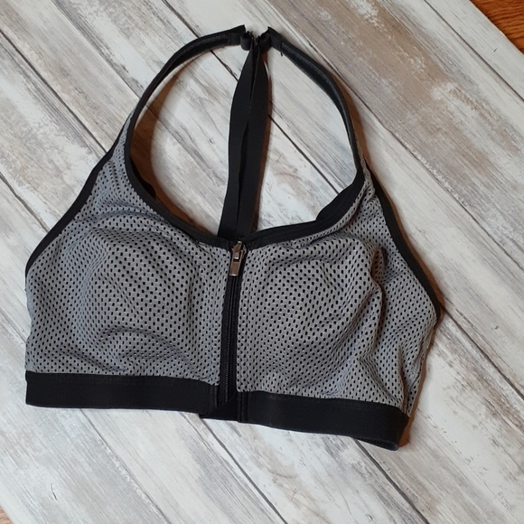 Victoria Sport Top - Picture 1 of 6